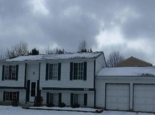 888 Meadow Gtwy, Medina, OH