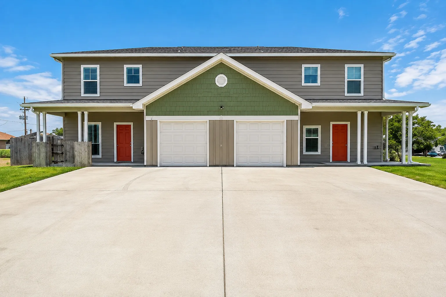 3502 Barnacle Dr — Photo 1