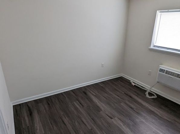 2801 N Tatnall St #2C