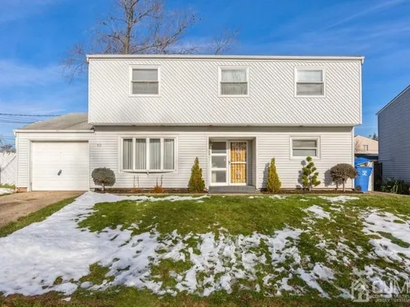 10 Doreen Dr, Avenel, NJ 07001