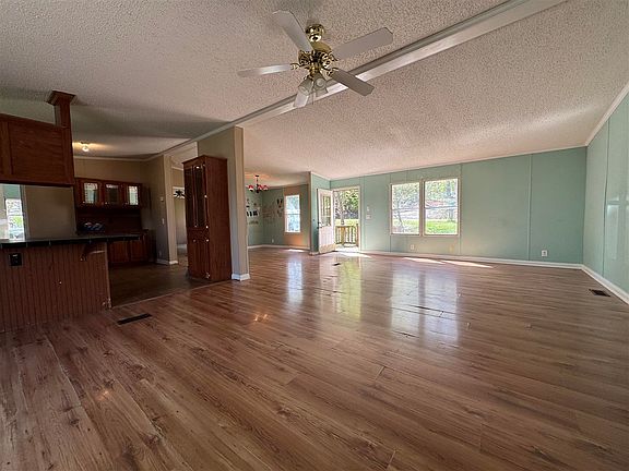 2nd image of 286 Coonhunters Rd