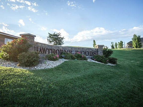 5th image of 3716 Hawthorne Woods Cir #C