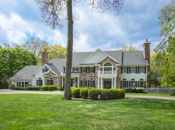 9 Green Hill Rd, Chester Twp., NJ 07930