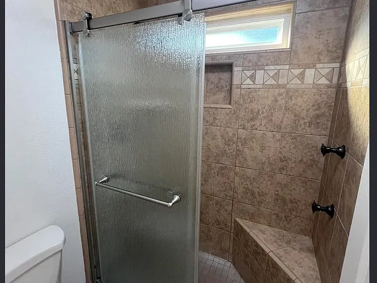 1321 E Morrow Dr — Photo 25