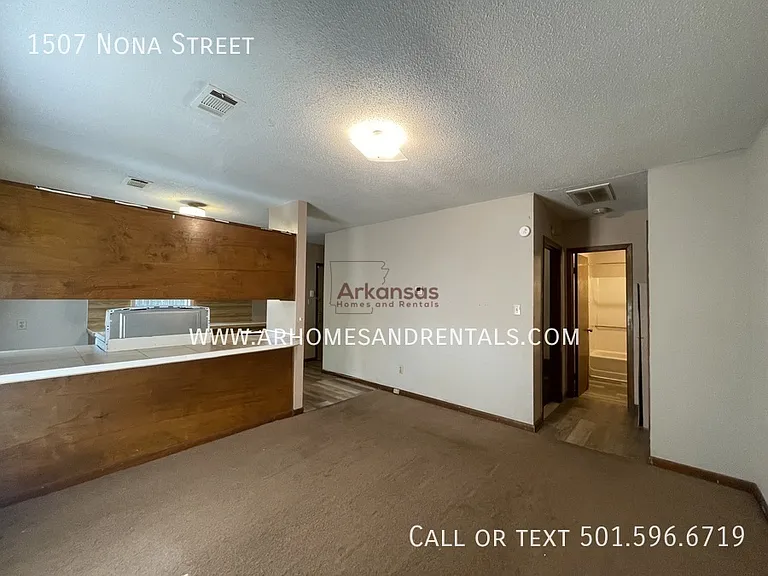 1507 Nona St — Photo 9