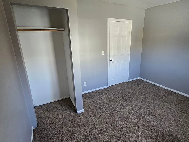 Normal Heights Recessed Studio w/ Solar + Private Gated Yard — Photo 8