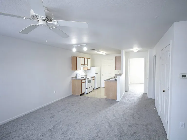 Michigan City Apartments — Photo 13
