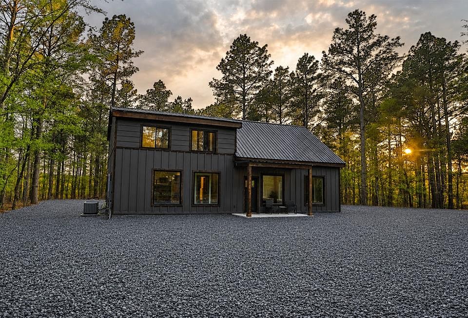1st image of 51 Cedar Hills Trl