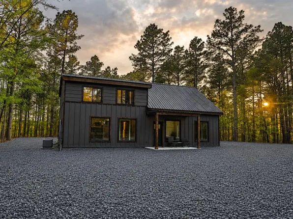 51 Cedar Hills Trl, Broken Bow, OK 74728