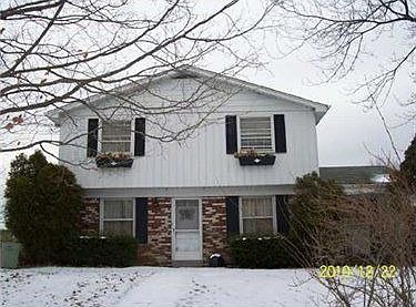 2nd image of 651 Stoneridge Dr
