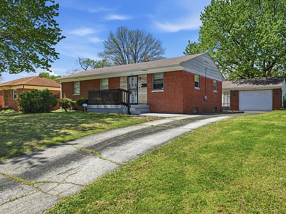 3rd image of 3920 Priscilla Ave