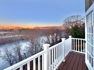 112 River Road, Shelton, CT 06484