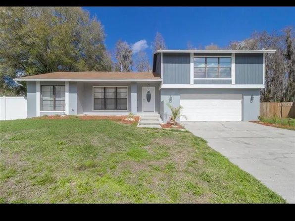 15620 Farnsworth Ln, Tampa, FL 33624