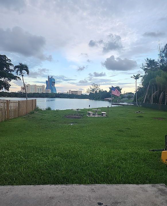 1st image of 5620 SW 55th Ave