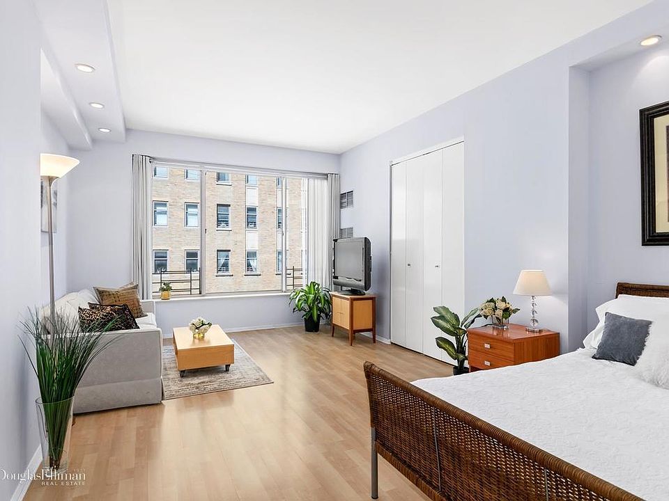 1st image of 200 E 69th St APT 8C