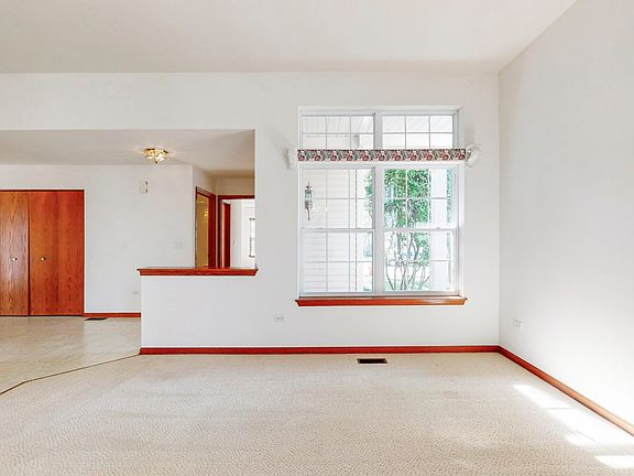 4th image of 21435 W Sycamore Ct
