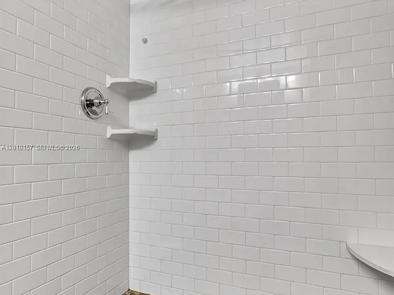 4250 SW 70th Ter — Photo 26