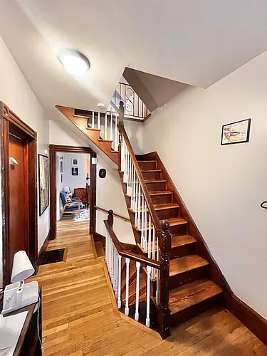 34 William St Photo 1