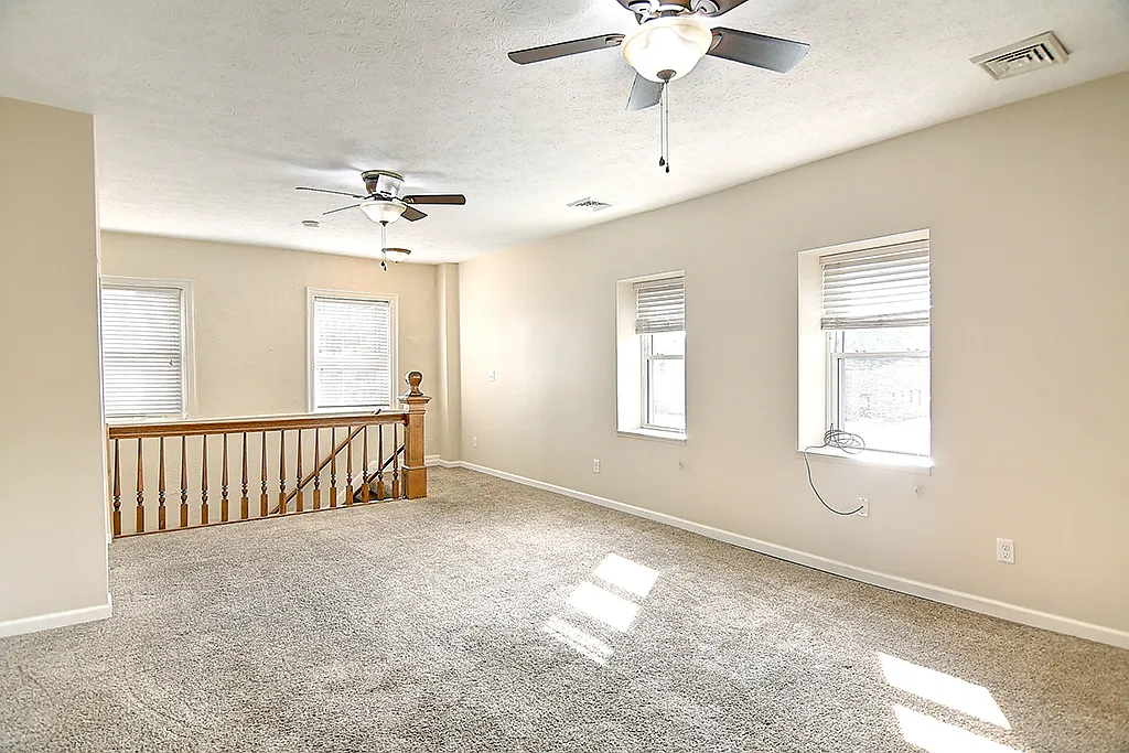 2 bed, 1900 sqft, $1,800 — Photo 3
