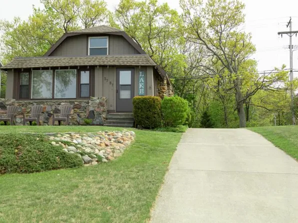 3797 Port Austin Rd, Port Austin, MI 48467