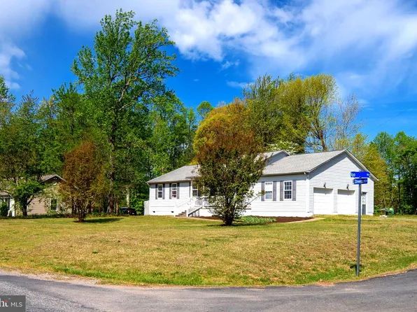 8606 Stevenson Dr, King George, VA 22485