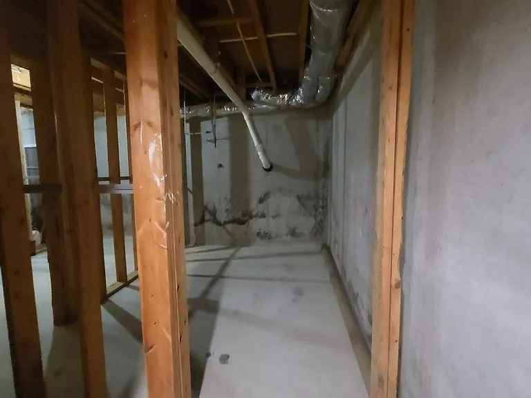 4810 Edinburgh Dr — Photo 16