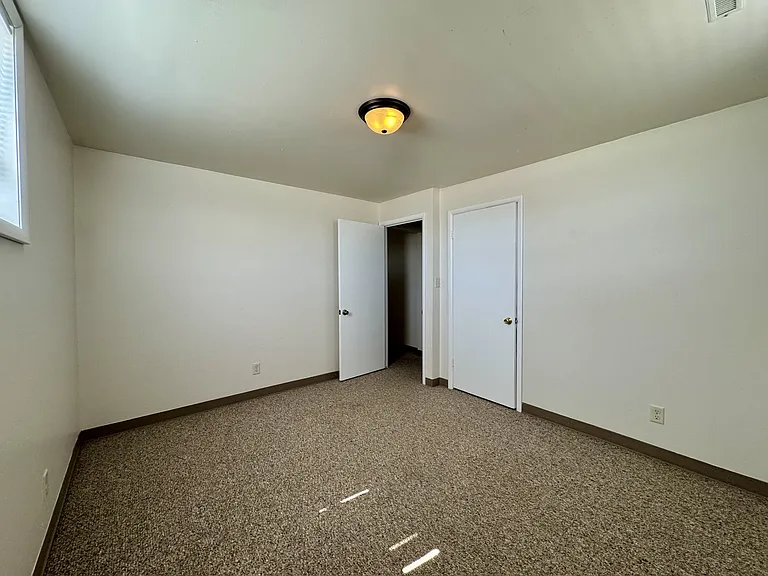 2220 E Avenue A #1/2 — Photo 10