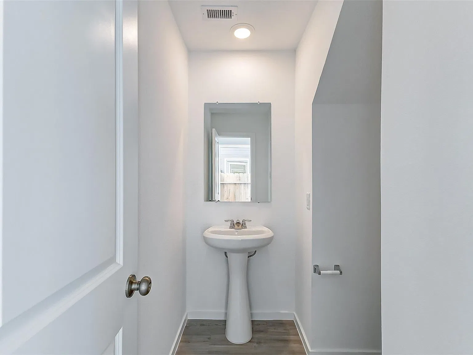 4 bed, 2.5 bath, 1530 sqft, $1,750 — Photo 3