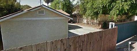 2nd image of 433 E 9th St