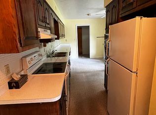 3122 Fair Oaks Dr, Decatur, IL 62526