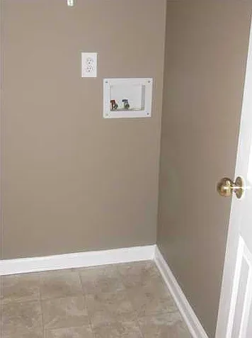 9437 Colleton Way — Photo 12