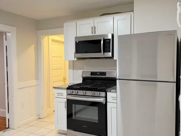 4110 Washington St Floor 1, Roslindale, MA 02131