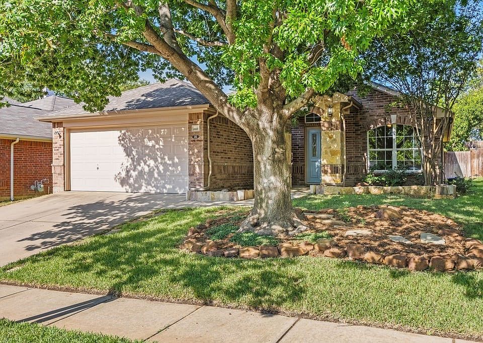 1st image of 15533 Adlong Dr
