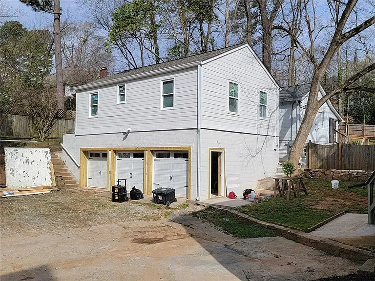 1896 Ridgewood Dr #CARRIA — Photo 1