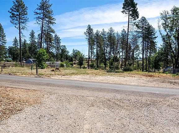 4th image of 5658 Woodglen Dr