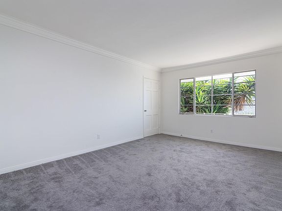 3rd image of 143 N Commonwealth Ave APT 5