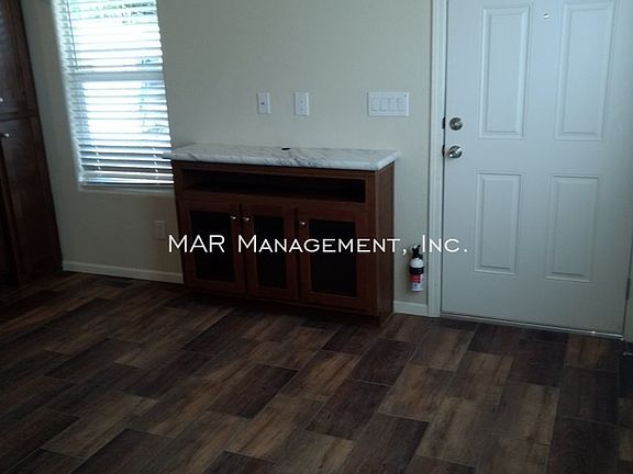 5th image of 5200 E Main St #Xb-d02