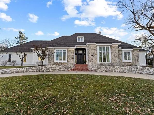 11323 W 121st Ter, Overland Park, KS 66213