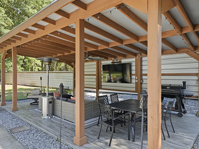 5855 Hunting Meadows Dr — Photo 12