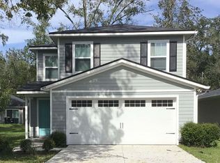 8043 Stuart Ave, Jacksonville, FL 32220