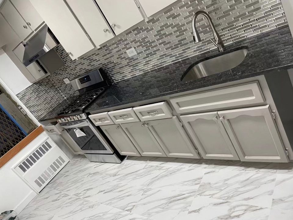 1st image of 83-30 Vietor Ave #4