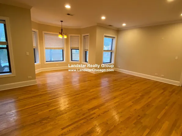 900 Reba Pl #3, Evanston, IL 60202