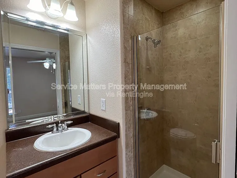 306 E De Soto St #4 — Photo 34