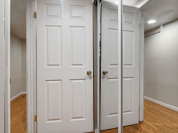 1640104714-4633_N_Racine_Ave_Unit_G-large-010-003-0010-1500x