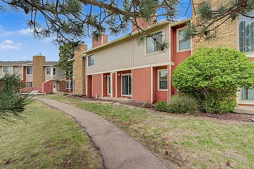 440 W Rockrimmon Blvd #C Photo 1