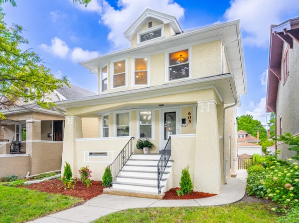 605 Home Ave, Oak Park, IL 60304