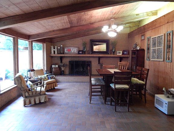 2nd image of 1507 Fern Ave