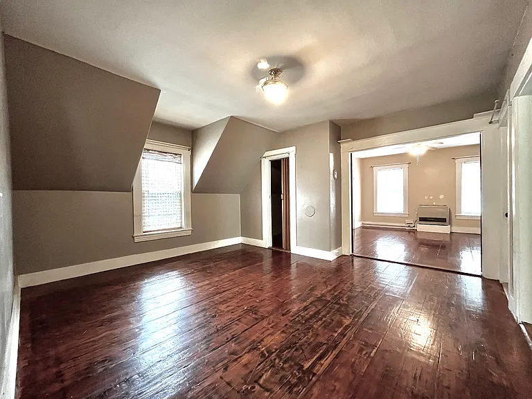473 Cartier St #3 — Photo 9