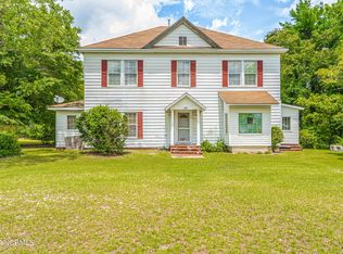 801 Monroe St, Robbins, NC 28327