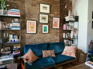 262 W 22nd St #13A, New York, NY 10011